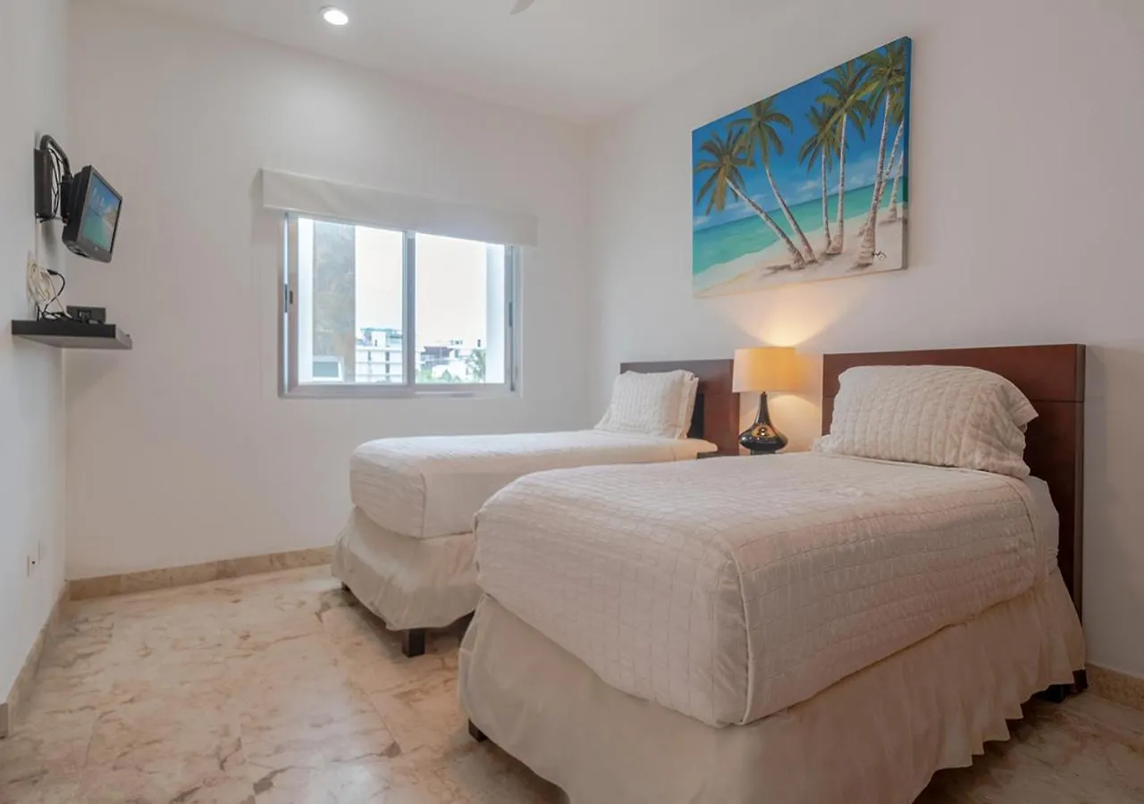 Beachfront Penthouse With 3 Bedrooms & Ocean View - Las Nubes Playa del Carmen