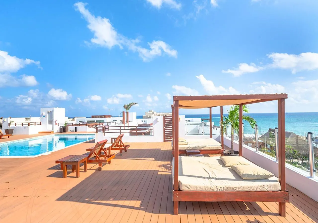 Beachfront Penthouse With 3 Bedrooms & Ocean View - Las Nubes Playa del Carmen