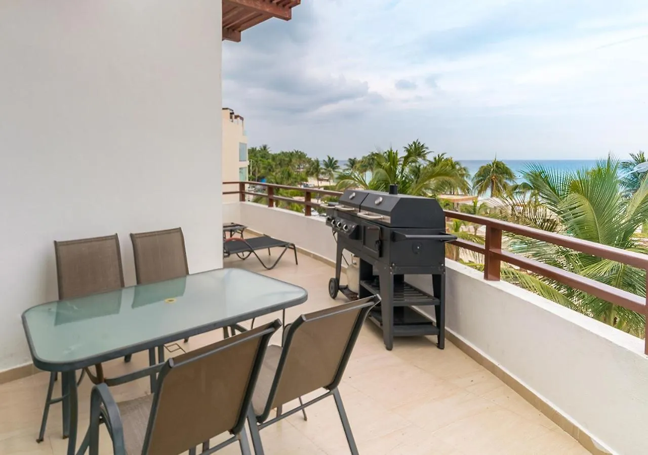 Beachfront Penthouse With 3 Bedrooms & Ocean View - Las Nubes Playa del Carmen Mexico