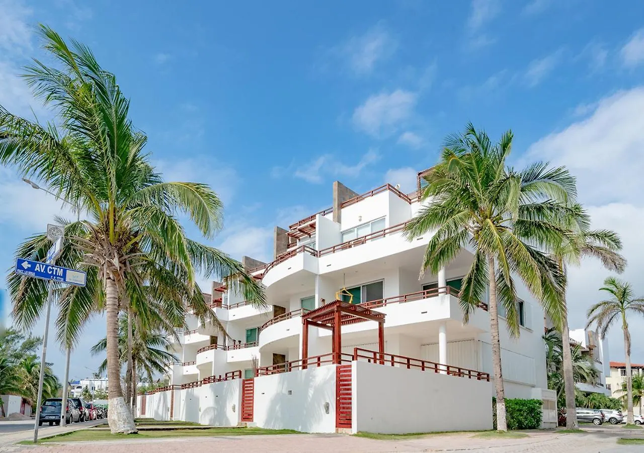 Holiday home Beachfront Penthouse With 3 Bedrooms & Ocean View - Las Nubes Playa del Carmen
