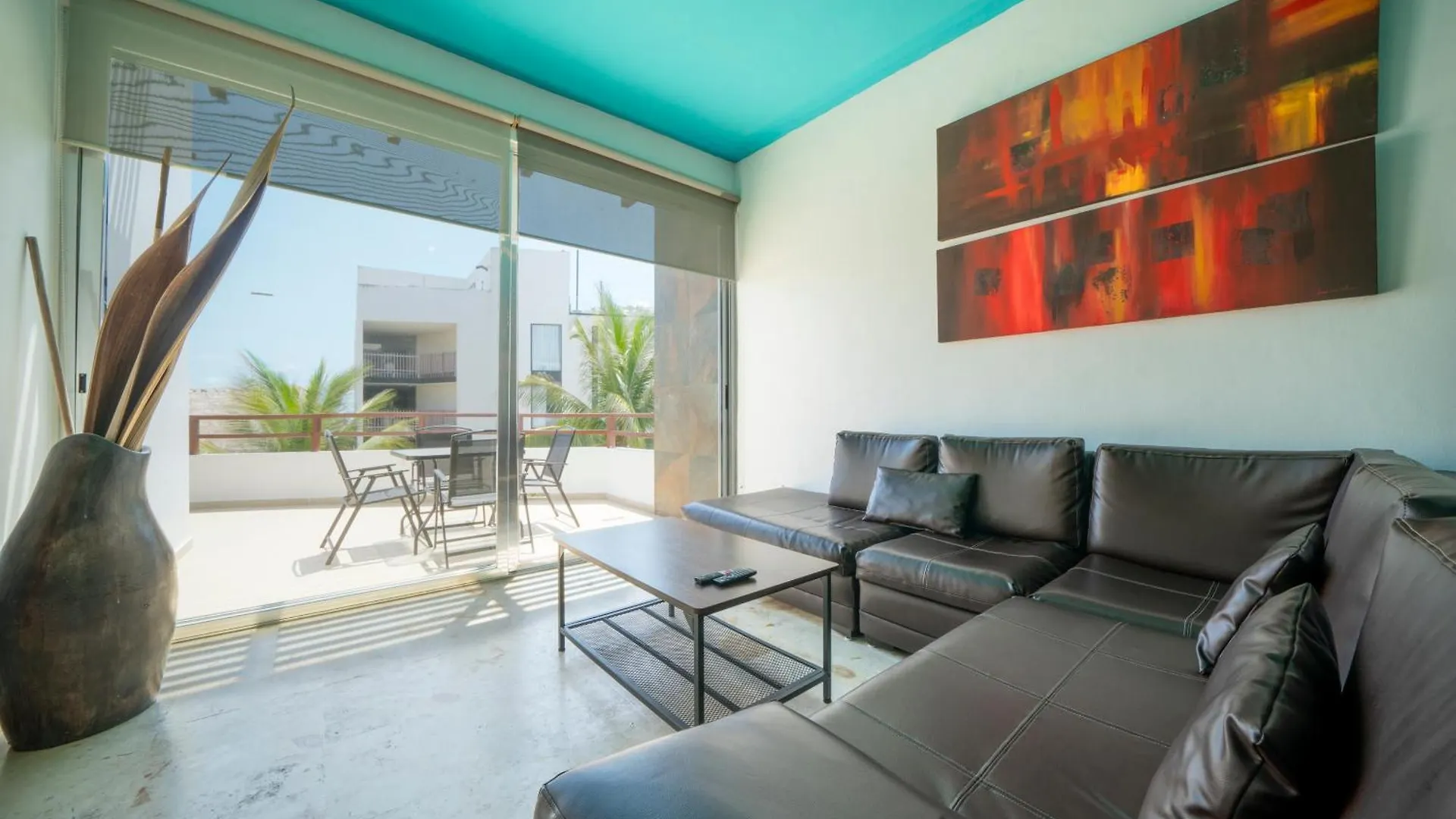 Beachfront Penthouse With 3 Bedrooms & Ocean View - Las Nubes Playa del Carmen 0*,