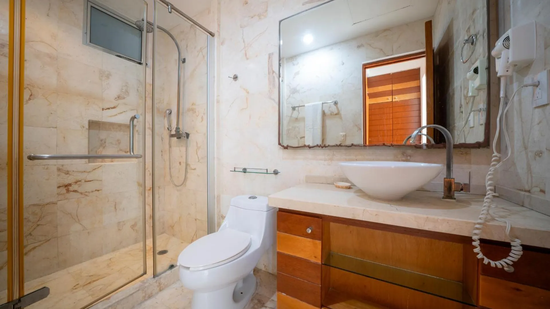 Holiday home Beachfront Penthouse With 3 Bedrooms & Ocean View - Las Nubes Playa del Carmen