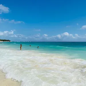 Apartamento Depa Verano/seguridad/alberca A 13 Min Playa En Auto, Playa del Carmen