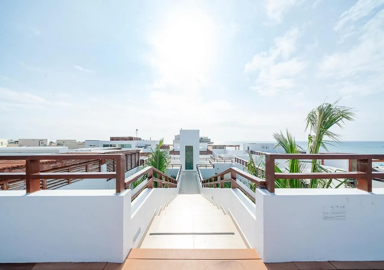 Beachfront Penthouse With 3 Bedrooms & Ocean View - Las Nubes Playa del Carmen Vakantiehuis