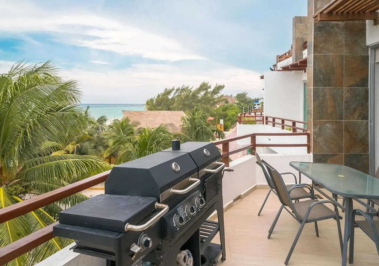 Beachfront Penthouse With 3 Bedrooms & Ocean View - Las Nubes Playa del Carmen 0*,