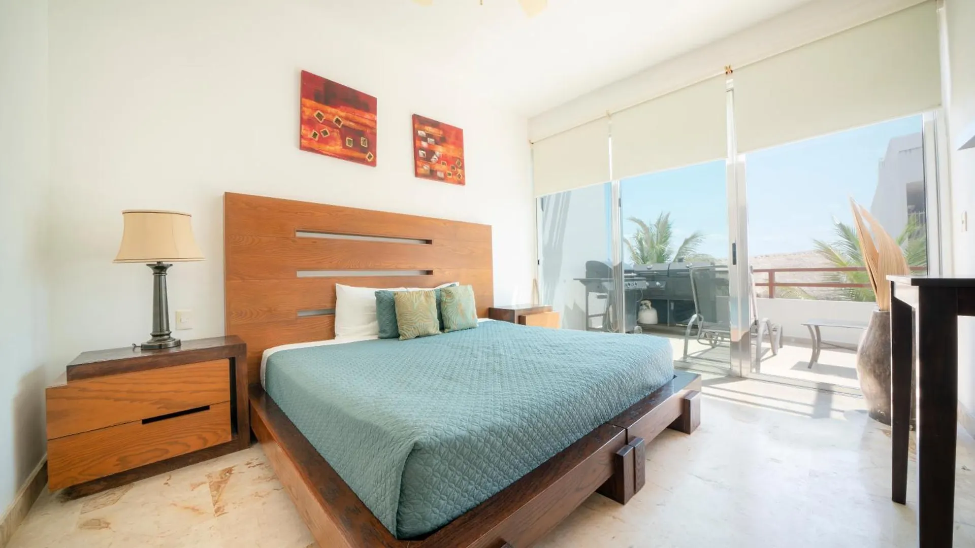 Beachfront Penthouse With 3 Bedrooms & Ocean View - Las Nubes Playa del Carmen Mexiko